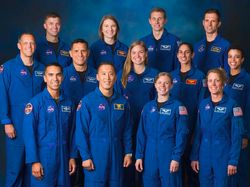 NASA Siapkan 13 Kandidat Penjelajah Bulan dan Mars