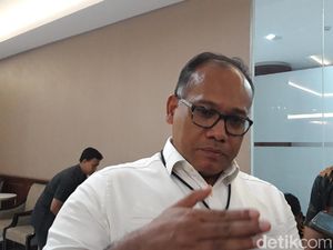 Tak Juga Hadir, Polisi Kirim Panggilan Kedua untuk 6 Artis Tersangkut Carding Tak Juga Hadir, Polisi Kirim Panggilan Kedua untuk 6 Artis Tersangkut Carding