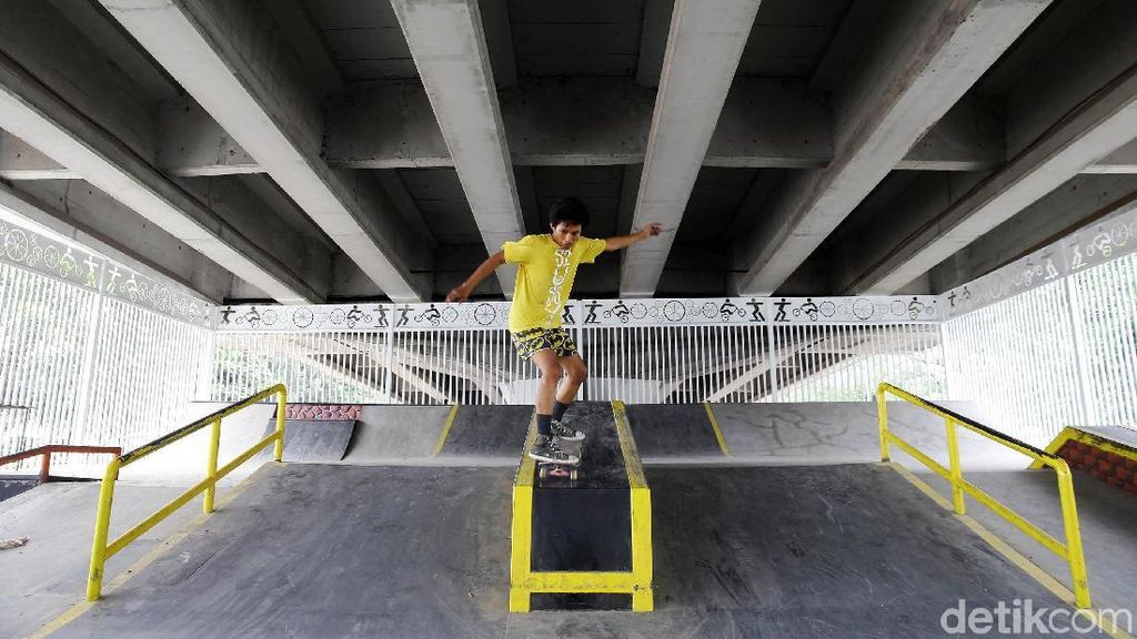 Skateboard Dilombakan di Olimpiade, Jakarta Punya Tempat buat Latihannya Nih Skateboard Dilombakan di Olimpiade, Jakarta Punya Tempat buat Latihannya Nih