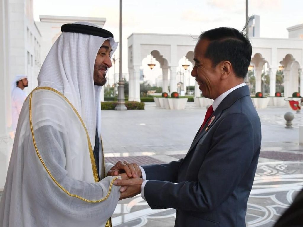 Bukti Kemesraan RI-UEA yang Bikin Malaysia Iri Bukti Kemesraan RI-UEA yang Bikin Malaysia Iri