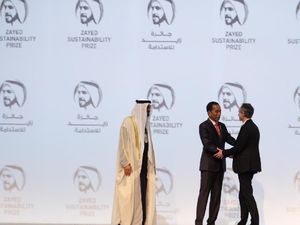 Jokowi Promosi Sawit RI di Abu Dhabi