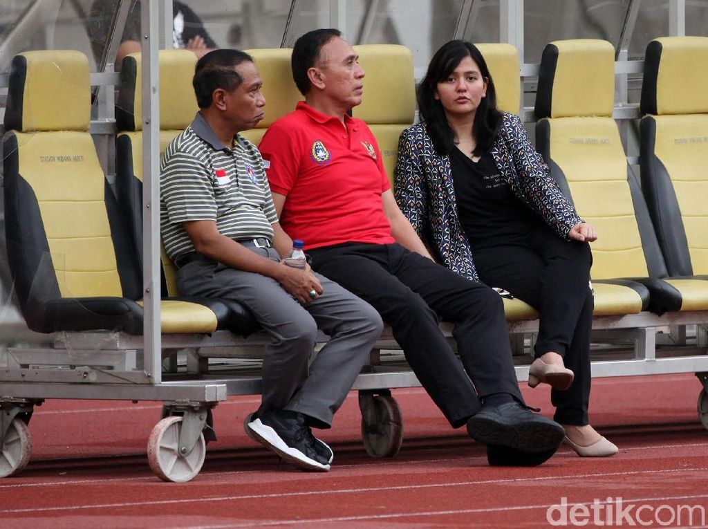 Ratu Tisha Mundur Jadi Sekjen, Ini Respons Ketum PSSI Ratu Tisha Mundur Jadi Sekjen, Ini Respons Ketum PSSI