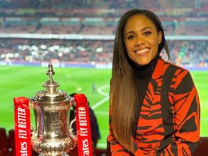 Kapten Wanita Arsenal Ungkap Digaji Rp 1 Juta & Pakai Baju Bekas Tim Pria