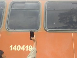 OTK Tembak Bus Karyawan Freeport, Polisi Pastikan Tak Ada Korban