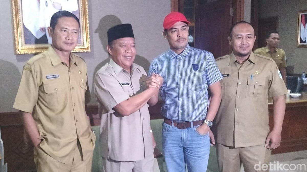 Nilmaizar tetap menjadi pelatih Persela Lamongan. (Foto: Eko Sudjarwo/detikcom)
