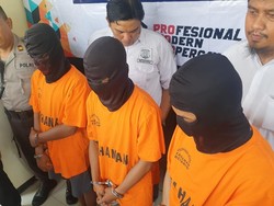 3 Pelaku Begal di Bekasi Ditangkap Polisi Usai Jual Motor Curian via Online