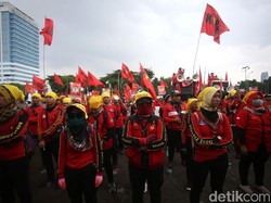 Ada Bonus 5 Kali Gaji untuk Pekerja RI