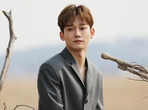 Foto Pertama Chen EXO Pasca Menikah dan Punya Anak Foto Pertama Chen EXO Pasca Menikah dan Punya Anak
