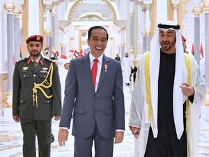 Deretan Bukti Intimnya RI-UEA yang Bikin Malaysia Iri