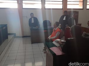 Sugeng Terdakwa Mutilasi di Malang Ngaku Diintimidasi Saat Pembuatan BAP Sugeng Terdakwa Mutilasi di Malang Ngaku Diintimidasi Saat Pembuatan BAP