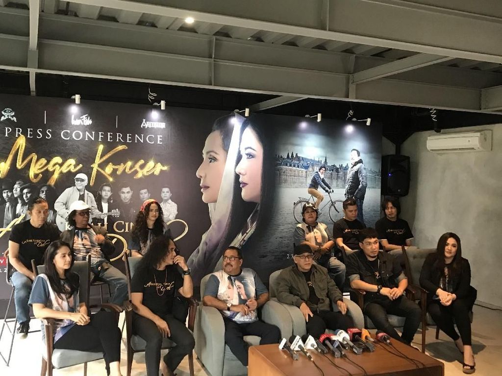 Si Doel Ajak Iwan Fals, Armada hingga Slank untuk Tutup Kisah Cintanya Si Doel Ajak Iwan Fals, Armada hingga Slank untuk Tutup Kisah Cintanya