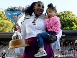 Serena Williams Raih Trofi WTA Selama Empat Dekade Beruntun