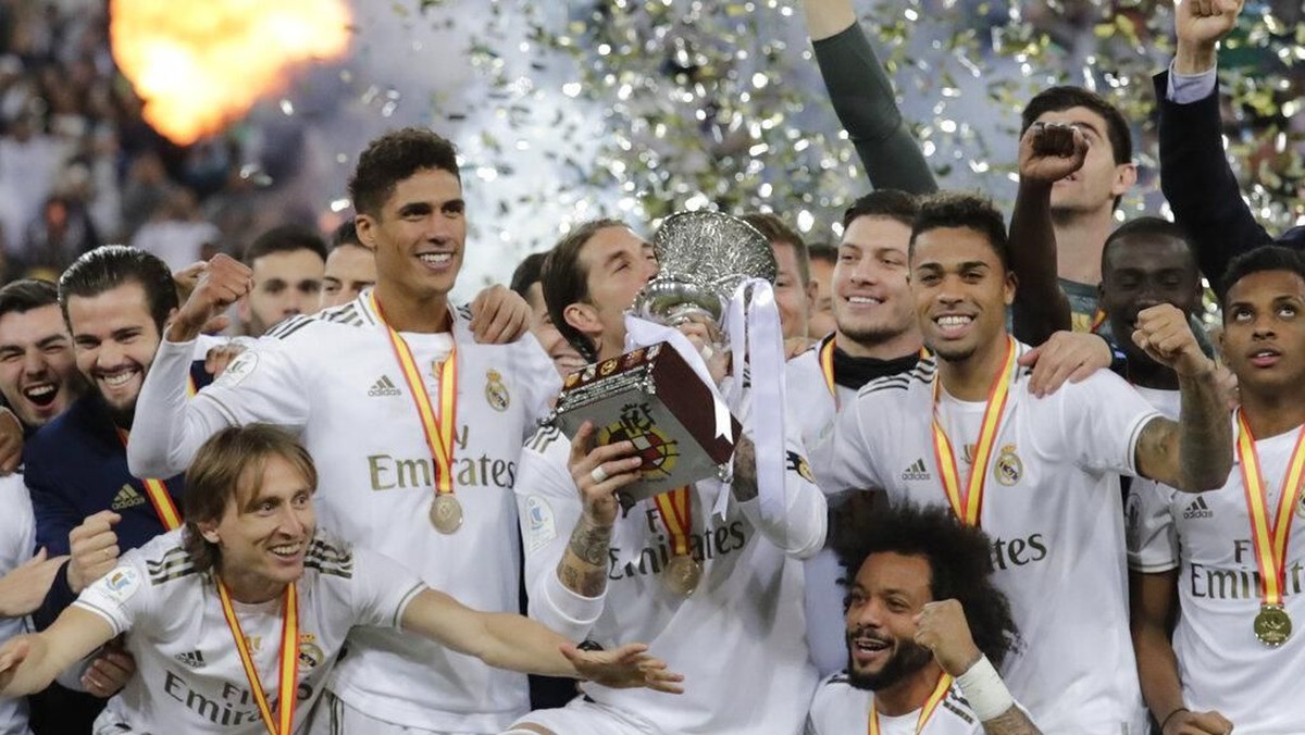 Real Madrid juara Piala Super Spanyol. (Foto: Hassan Ammar/AP Photo)