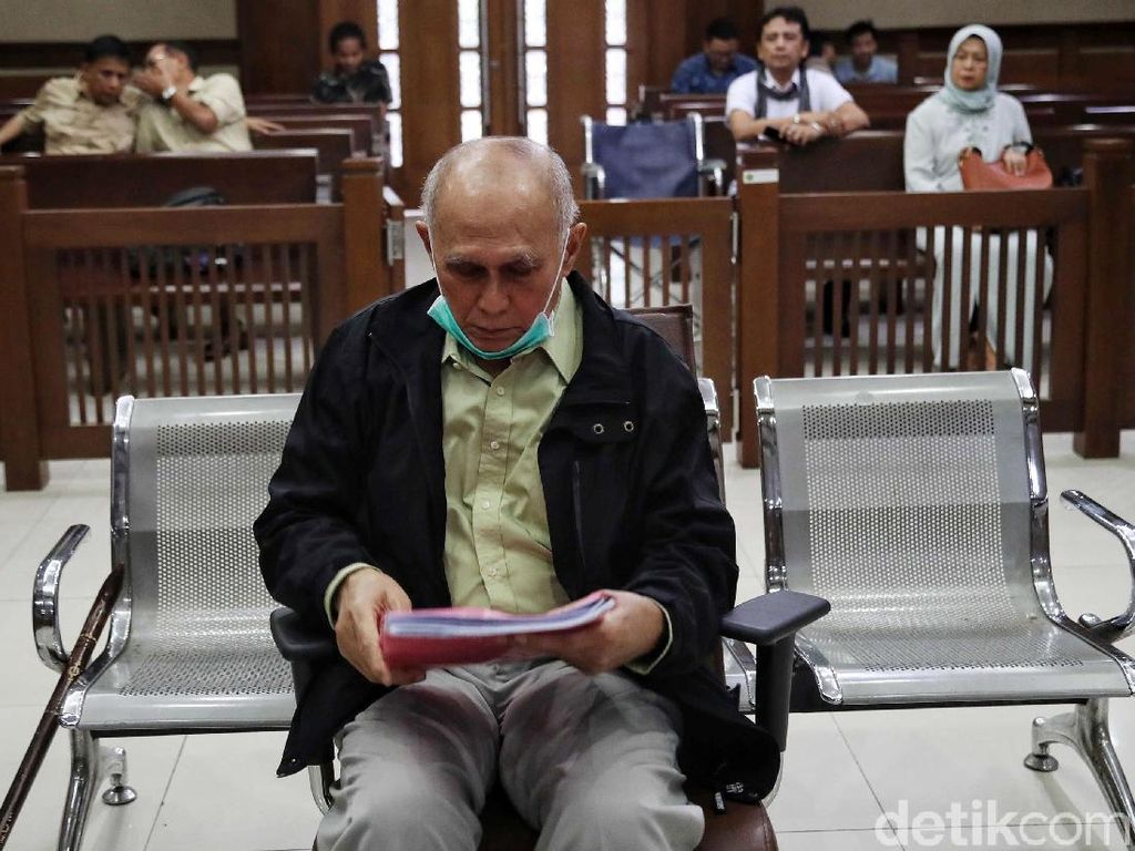 Kivlan Zen Merasa Dikriminalisasi di Kasus Senpi Kivlan Zen Merasa Dikriminalisasi di Kasus Senpi
