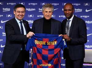 Bartomeu Ingin Barcelona Raih Treble Bersama Setien