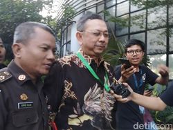 Eks Dirut Jiwasraya Diduga Reaktif Corona, Sidangnya Ditunda