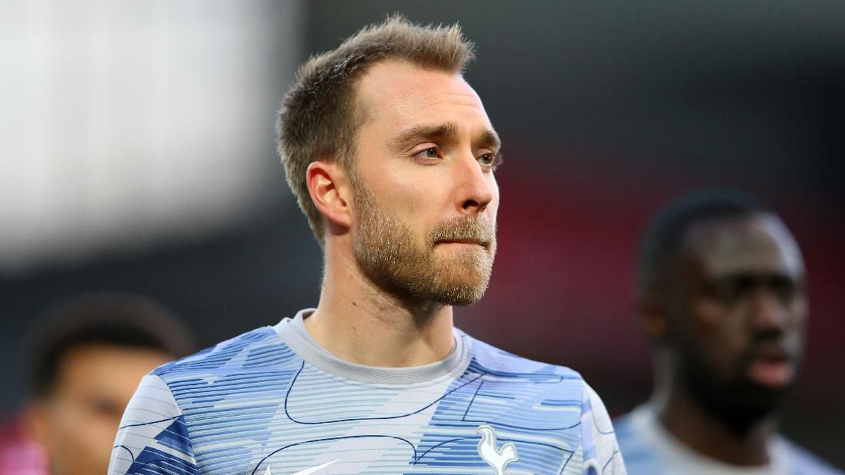 Barcelona kabarnya tertarik merekrut Christian Eriksen. (Foto: Alex Livesey / Getty Images)