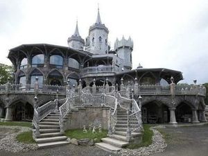 7 Penampakan Kastil Rp 615 Miliar, Luarnya Seram Dalamnya Bikin Takjub 7 Penampakan Kastil Rp 615 Miliar, Luarnya Seram Dalamnya Bikin Takjub