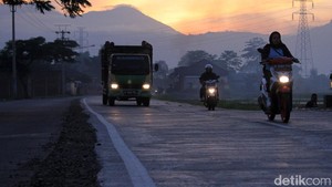 Prakiraan Cuaca Kota Bandung Kamis 17 September 2026, Berawan