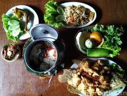 5 Rumah Makan Lesehan Sunda di Bekasi yang Sediakan Layanan Take Away