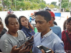 Geruduk Polda Jatim, Member MeMiles Protes Tak Terima Aplikasinya Ditutup