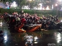 Pertolongan Pertama untuk Motor Matik yang Terendam Banjir