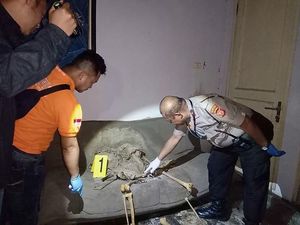Rumah Kosong Tempat Kerangka Manusia Diduga Pernah Dibobol Maling Rumah Kosong Tempat Kerangka Manusia Diduga Pernah Dibobol Maling