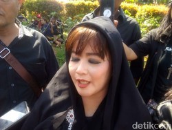 Cerita Dewi Tanjung soal Keributan Berujung Polisikan Ketua PDIP Bogor