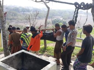 Ajal Menjemput Pria Ini Saat Bertapa di Puncak Gunung