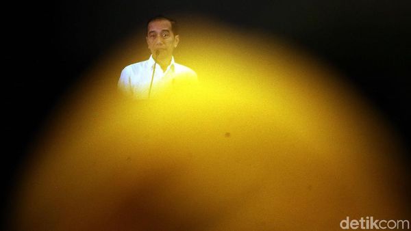 Jokowi Dengarkan Keluhan Pengusaha Muda di Acara Hipmi