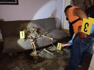 Kerangka Manusia Duduk di Rumah Kosong Diautopsi Hari Ini Kerangka Manusia Duduk di Rumah Kosong Diautopsi Hari Ini