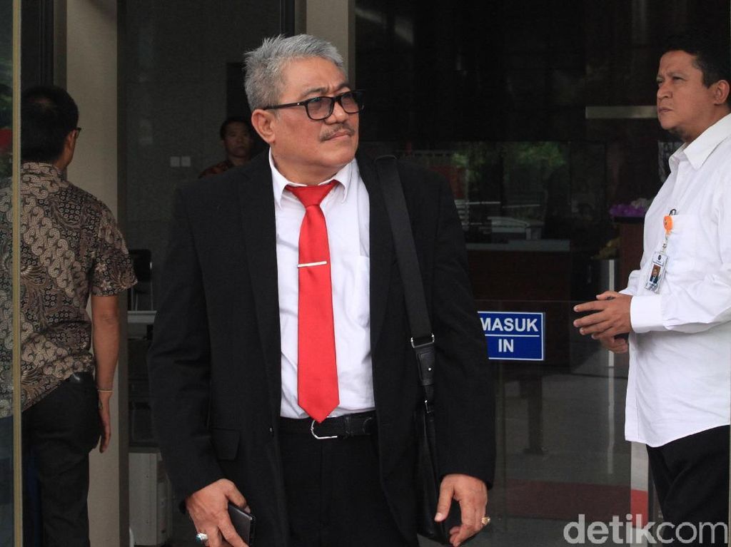 Terbukti Jadi Pengurus PKPI, Ketua KIP Aceh Tenggara Dipecat Terbukti Jadi Pengurus PKPI, Ketua KIP Aceh Tenggara Dipecat