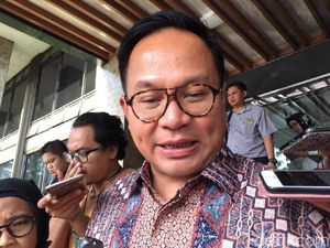 Komisi VI DPR dan Wamen BUMN Rapat Malam-malam, Bahas Apa?