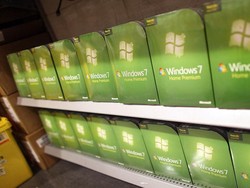 Pengguna Windows 7 Mengeluh Tidak Bisa Matikan Komputer