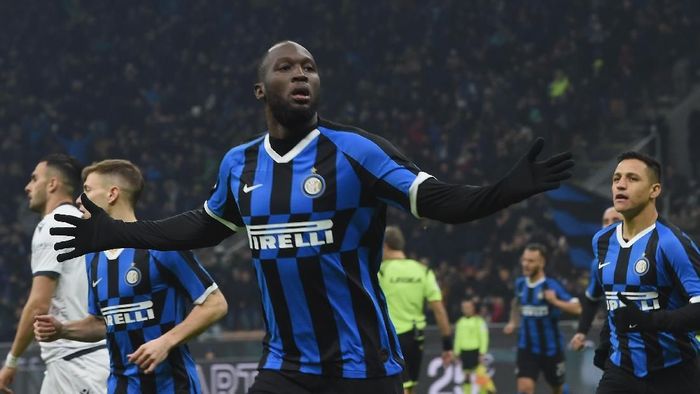Inter Milan menang 4-1 atas Cagliari di babak 16 besar Coppa Italia. (Foto: Pier Marco Tacca/Getty Images) Inter Milan menang 4-1 atas Cagliari di babak 16 besar Coppa Italia. (Foto: Pier Marco Tacca/Getty Images)