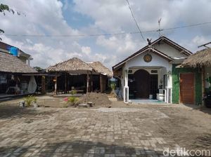 Melihat Rumah Kontrakan Raja Keraton Agung Sejagat di Sleman