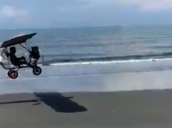 Bisa Terbang! Pesawat Bikinan Montir Tak Lulus SD Seharga Rp 30 Juta