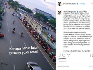 Haduh, Pemotor Serobot Jalur Busway, Padahal Jalan Biasa Lancar