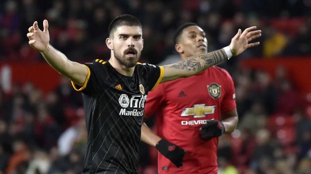 Wolverhampton Wanderers' Ruben Neves reacts during the English FA Cup third round replay soccer match between Manchester United and Wolverhampton Wanderers at Old Trafford in Manchester, England, Wednesday, Jan. 15, 2020. (AP Photo/Rui Vieira)