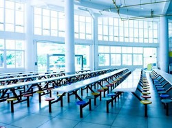 Asyiknya! Bisa Nongkrong dengan Banyak Pilihan Makanan Berharga Murah