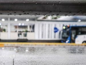 Hujan di Calon Mantan Ibu Kota Hujan di Calon Mantan Ibu Kota