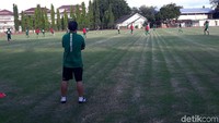 Pelatih Persebaya, Aji Santoso mengaku, bahwa untuk TC ini dia memboyong semua pemainnya. Kendati demikian, beberapa pemain belum bisa hadir untuk mengikuti TC yang rencananya berakhir tanggal 2 Februari.