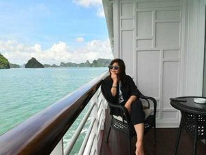 Berpesiar di Teluk Kebanggaan Vietnam