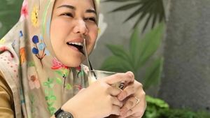 Yuk! Intip 10 Momen Kulineran Risa Saraswati yang Baru Melahirkan
