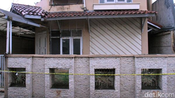 Ini Rumah Kosong Tempat Penemuan Kerangka Manusia di Bandung
