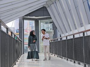 Pandanaran Skybridge Kembali Dibuka, Bisa Foto Prewed Gratis di Sini Pandanaran Skybridge Kembali Dibuka, Bisa Foto Prewed Gratis di Sini