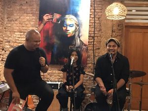 Anak Kedua Tompi Garap Lagu Bertema Keluarga Anak Kedua Tompi Garap Lagu Bertema Keluarga