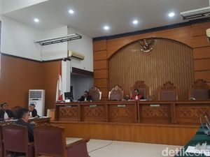 Ahli KPK: Status Tersangka Nurhadi Sah Meski Agus cs Sempat Kembalikan Mandat Ahli KPK: Status Tersangka Nurhadi Sah Meski Agus cs Sempat Kembalikan Mandat