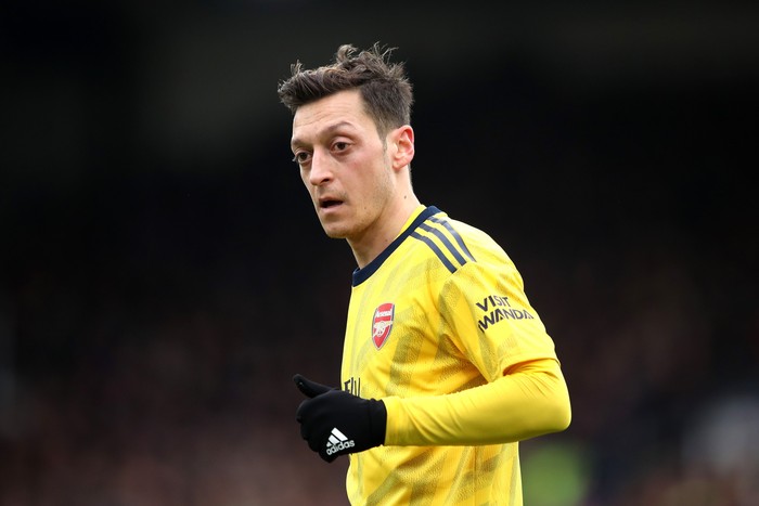 LONDON, ENGLAND - JANUARY 11: Mesut Ozil of Arsenal reacts during the Premier League match between Crystal Palace and Arsenal FC at Selhurst Park on January 11, 2020 in London, United Kingdom. (Photo by Alex Pantling/Getty Images)