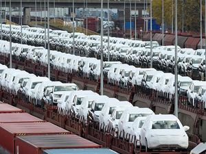 Raksasa Otomotif AS Tolak Kesepakatan Tarif Impor 15% dari Jepang Raksasa Otomotif AS Tolak Kesepakatan Tarif Impor 15% dari Jepang